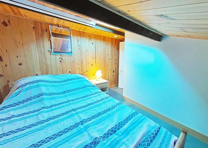 Hb050-023 2 Pieces - 4 Couchages *